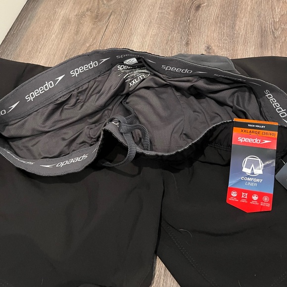 Speedo Comfort Liner Black Athletic Shorts- Size XXL (38-40)- NWT - Picture 3 of 4